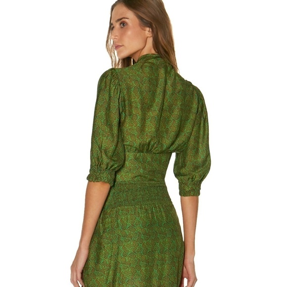 NWT ViX By Paula Hermany Namaste Mel Tie Crop Blouse in Green Multi, Size Large - Picture 2 of 10